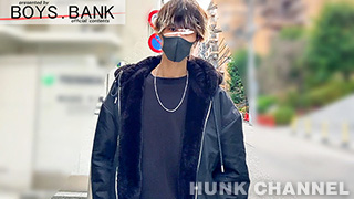 【BOYS.BANK：Full HD】またまた18cm巨根大学生!!引き締まった美ボディに揺れるふてぶてしいデカチンがエロ過ぎる〜♪